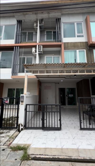Townhome for sale, The Trust City Ngamwongwan, 170 sq m, 29 sq wa, beautiful, ready to move in, convenient transportation
