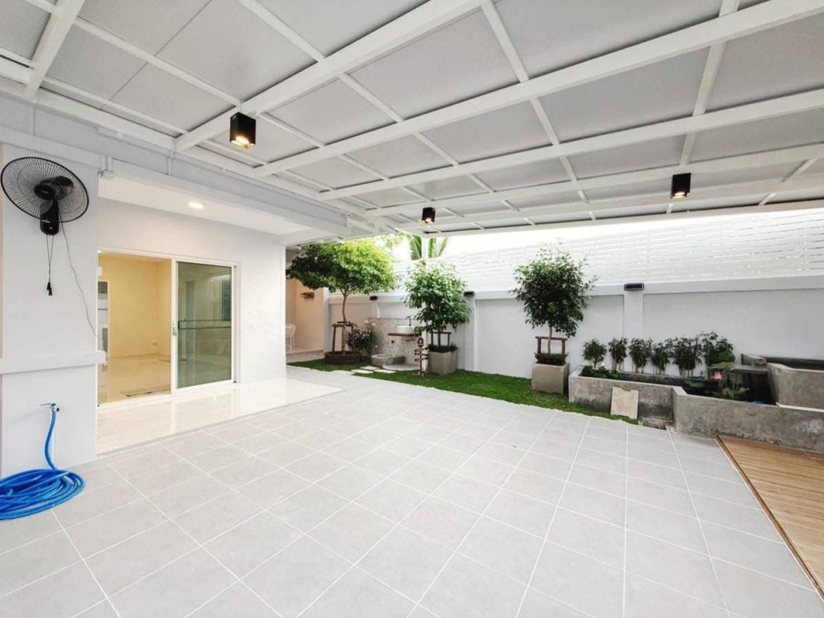 For Sale Townhouse/Townhome  , Baan Pruksa 18 Bangyai , newly renovated , Bang Mae Nang , Bang Yai , Nonthaburi , CX-131996
