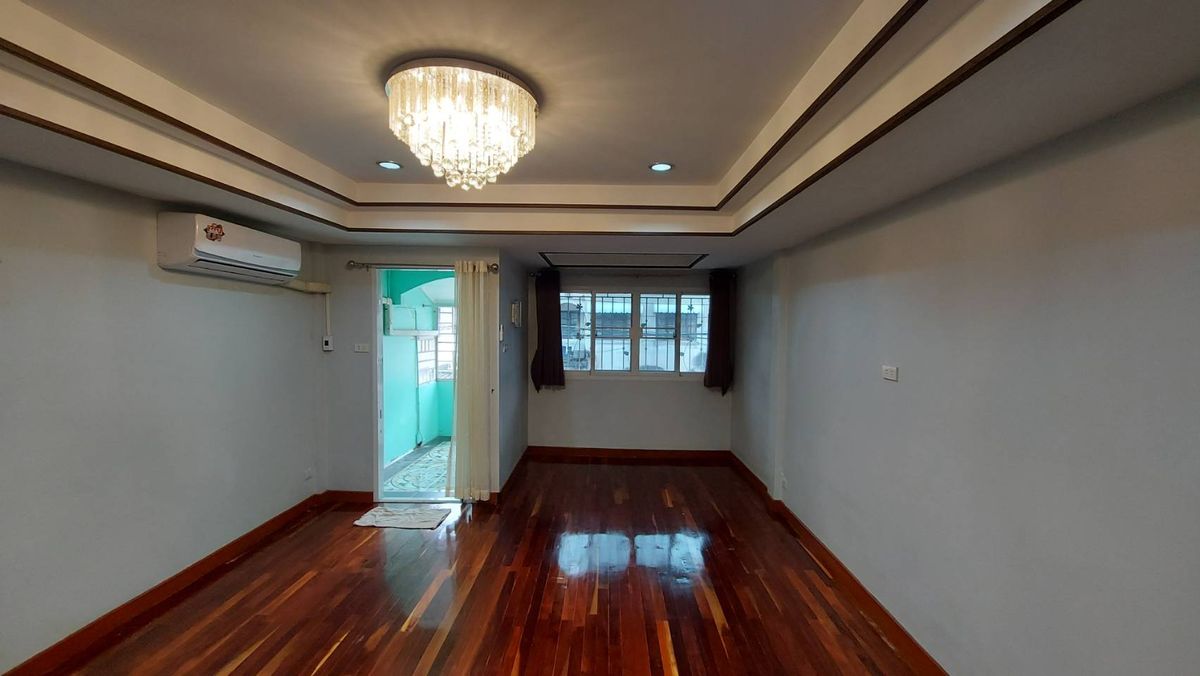 2 -story townhouse for rent 2 -story townhouse for rent