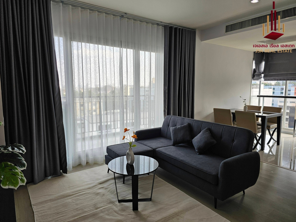 ✨ For Rent: Life Ratchadapisek Condo ✨ 💰 Only 34,500 THB/month ✨ For Rent: Life Ratchadapisek Condo ✨ 💰 Only 34,500 THB/month