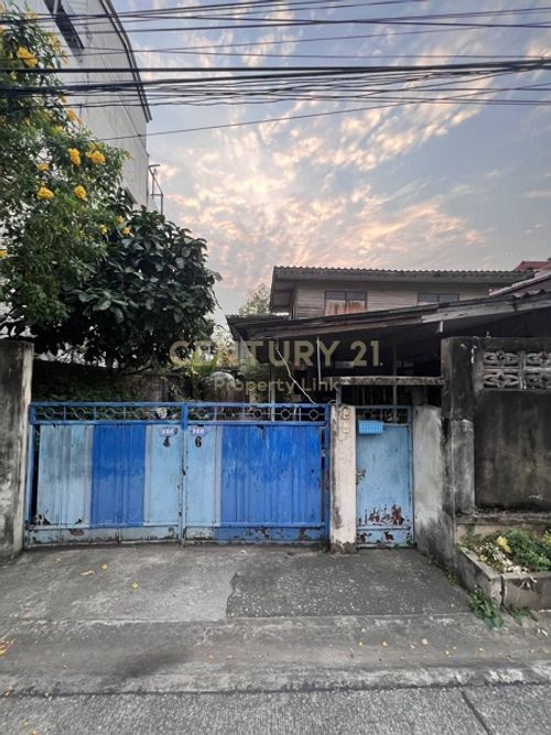 Phahonyothin 24 Land – The special plot you’ve been waiting for, in a prime location filled with potential, convenience, and excellent connectivity
