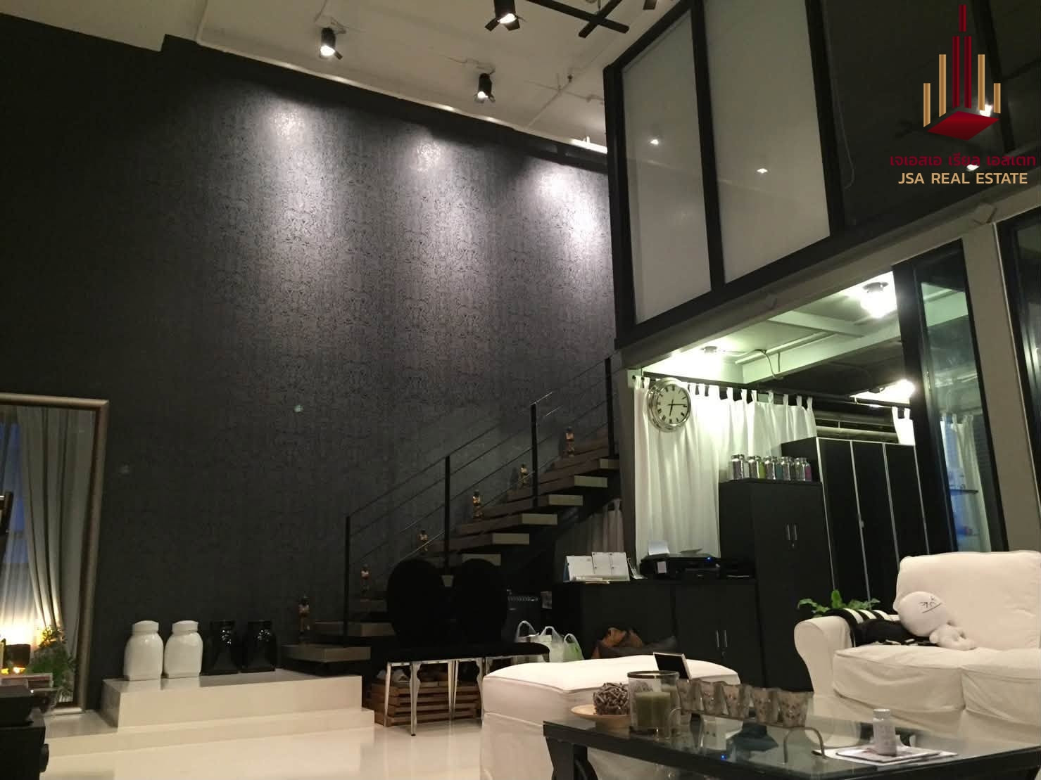 ✨ For Rent: The Emporio Place Condo ✨  💰 Only 150,000 THB/month