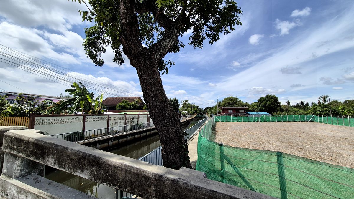 ขาย ที่ดินแปลงสวย ถนนบางบอน3 ซอย5  เนื้อที่ 300 ตารางวา ติดคลอง 2ฝั่ง สวยมาก🫰 – รูปที่ 4