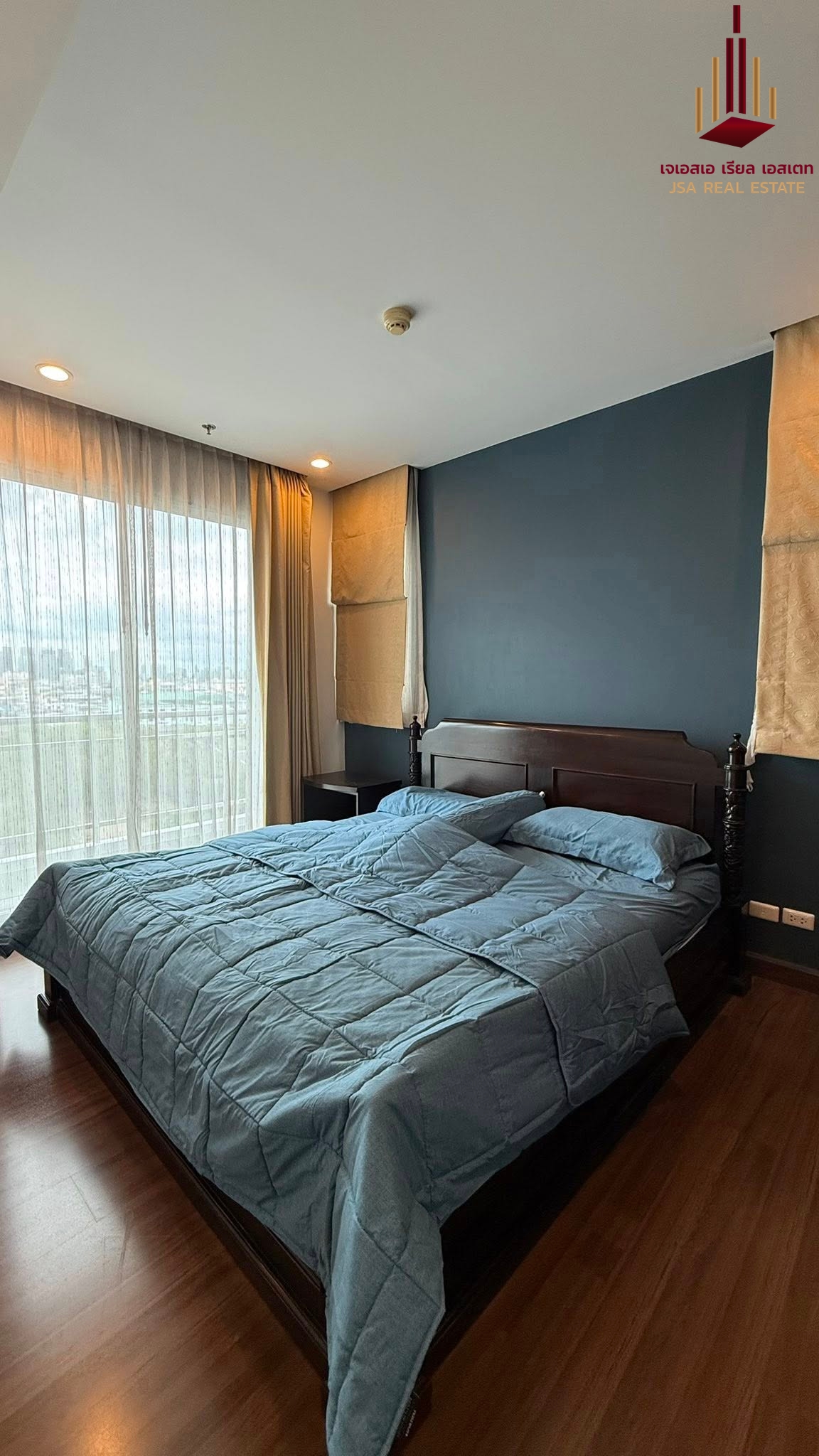 ✨ For Rent: Supalai Lite Sathorn-Charoenrat Condo ✨ 💰 Only 28,000 THB/month