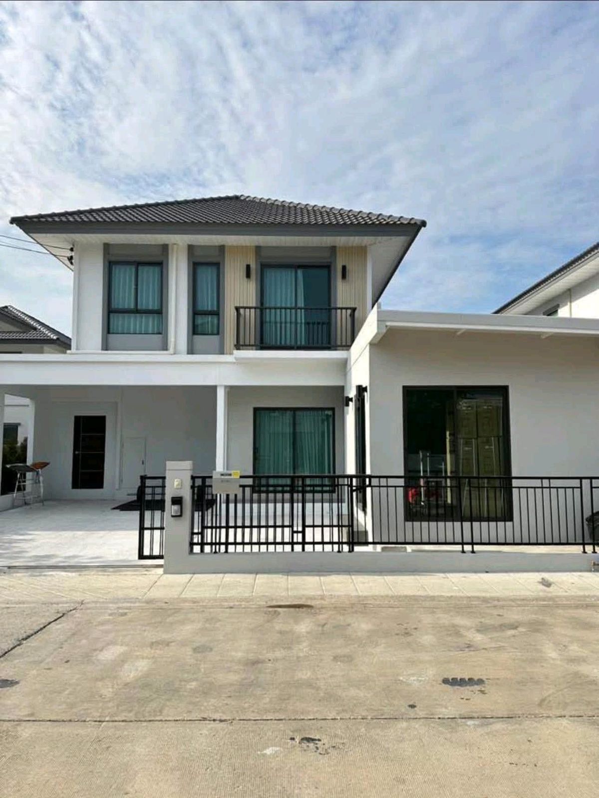 Reduced by another million 🏡 Sell/rent 2-story detached house, Perfect Park Bangna, only 6.2 million left💰 from 7,499,000 baht Reduced by another million 🏡 Sell/rent 2-story detached house, Perfect Park Bangna, only 6.2 million left💰 from 7,499,000 baht