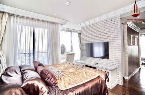 ✨ For Rent: The Lumpini 24 Condo ✨ 💰 Only 125,000 THB/month