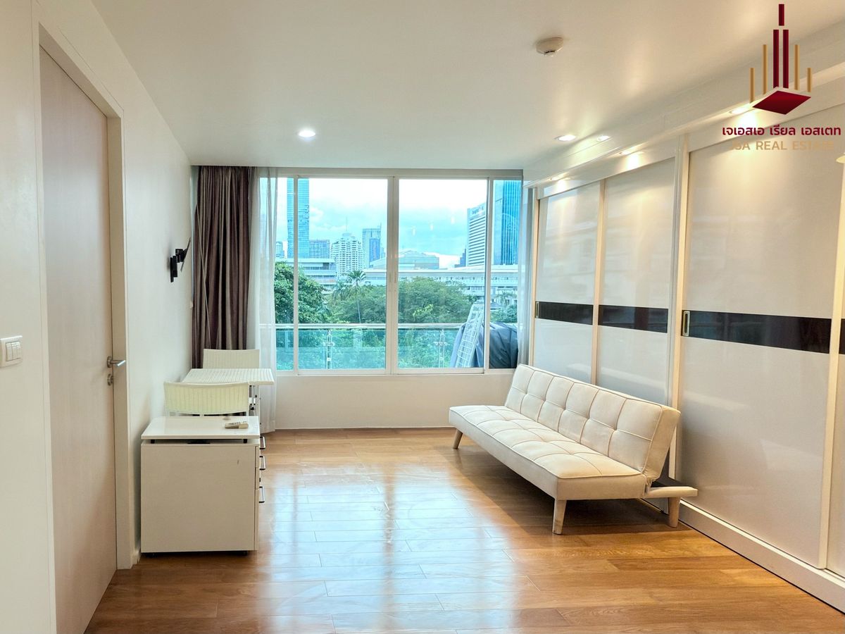 ✨ For Sale: Focus on Saladaeng Condo ✨ 💰 Only 28,000 THB ✨ For Sale: Focus on Saladaeng Condo ✨ 💰 Only 28,000 THB