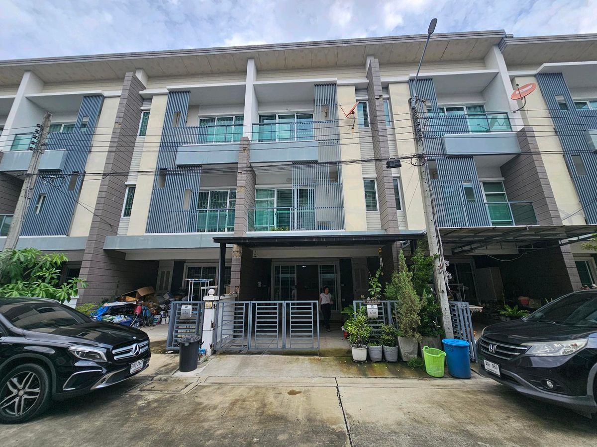 ‼️ลดราคาหนักมาก😱ขายด่วน‼️ ราคาดีที่สุดโครงการ Town Avenue ศรีนครินทร์ – ซอยอ่อนนุช 68จาก 5,690,000  เหลือ 5,299,000 บาท 