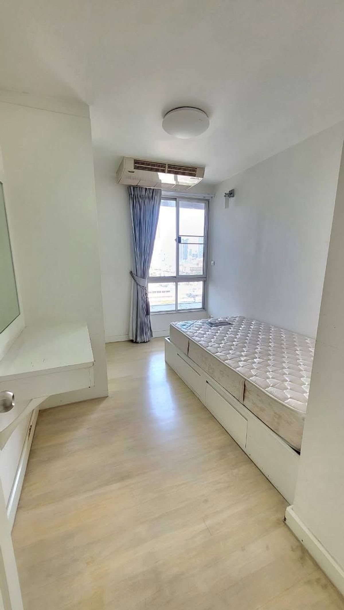 ST278 ให้เช่าคอนโด Bangkok Garden – นราธิวาส 24 คอนโดพื้นที่กว้าง ใจกลางเมือง พร้อมสิ่งอำนวยความสะดวกครบครัน – รูปที่ 3