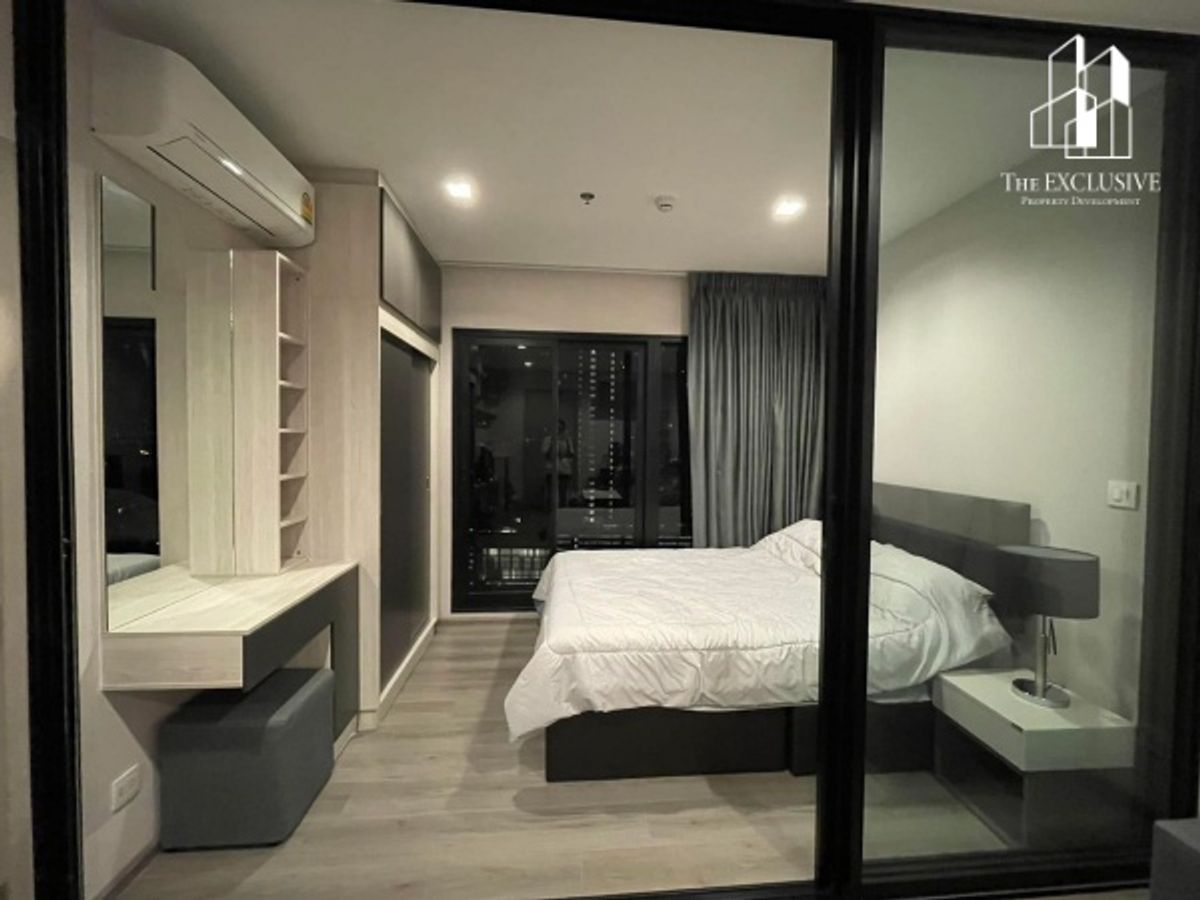 Condo for sale, The Poly Tan Reeve, Bin Nam, 500 meters away from Rattanathibet Road, near the Purple Line BTS station.