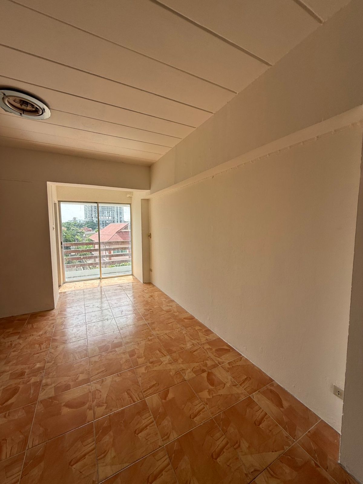 ขายคอนโด ธารฟ้า เรสซิเดนซ์ 30 ตรม 480,000 บาท – รูปที่ 4