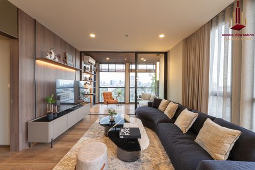✨ For Sale: The Issara Sathorn Condo ✨  💰 Only 17,440,000 THB