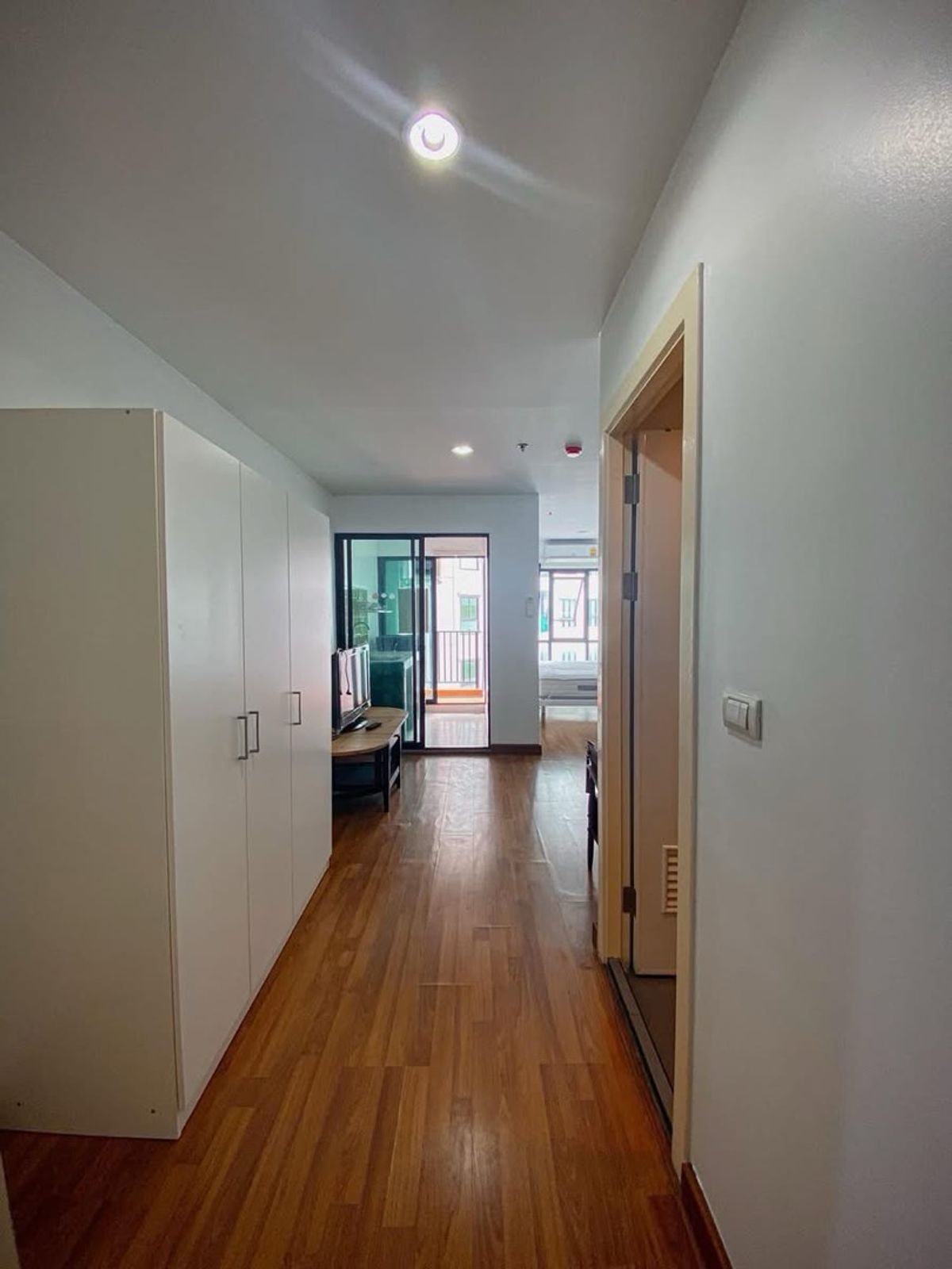 ให้เช่า Condo style Loft Apartment ฉบับเมืองนอก ให้เช่า Condo style Loft Apartment ฉบับเมืองนอก