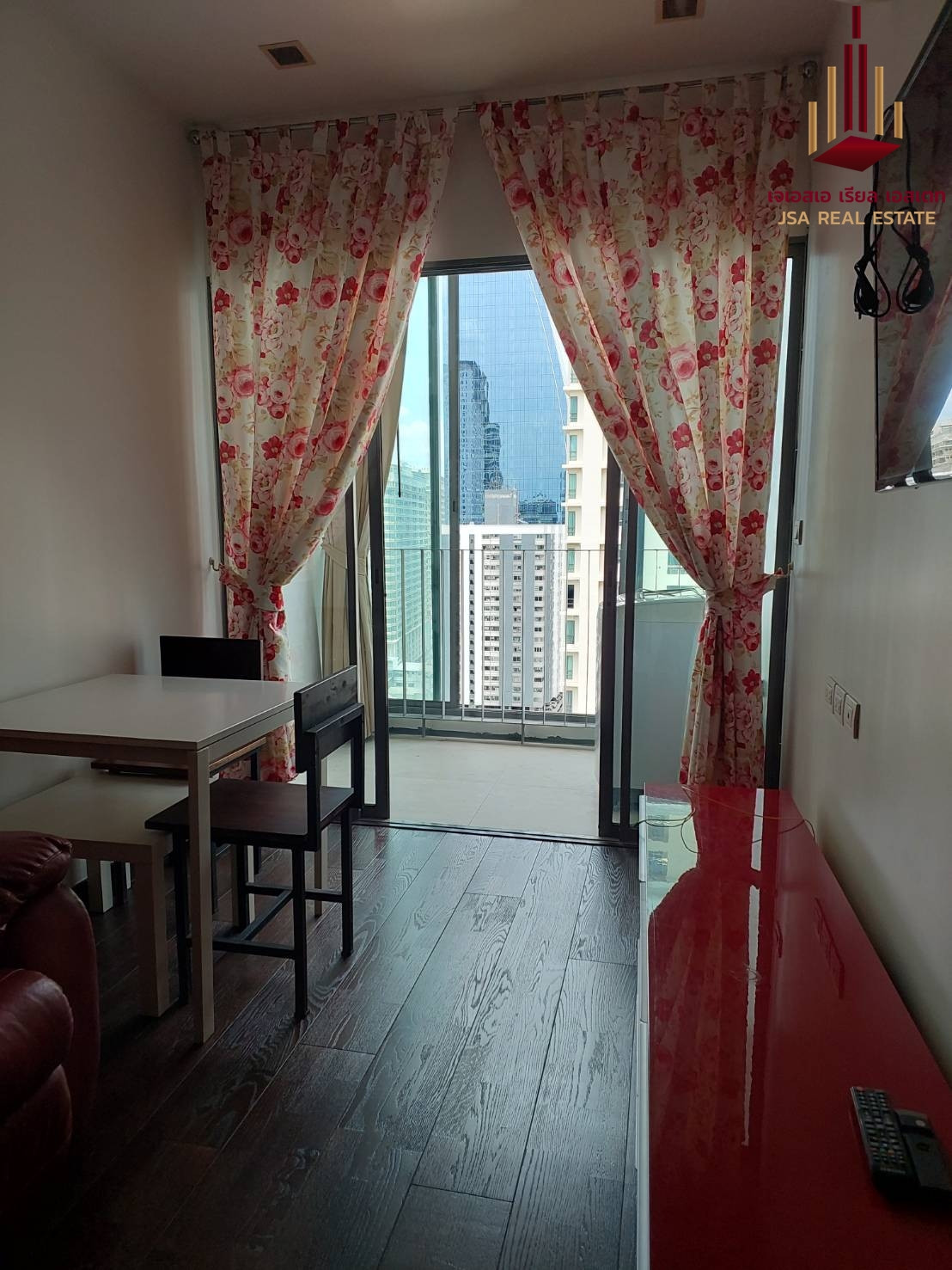 ✨ For Rent: Ideo Q Phayathai Condo ✨ 💰 ONLY 21,000 THB/Month