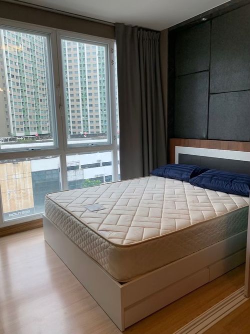 For Rent Condo for rent Garden Asoke-Rama 9 Size 33 sqm. Price 12,000 baht/month, 8th floor