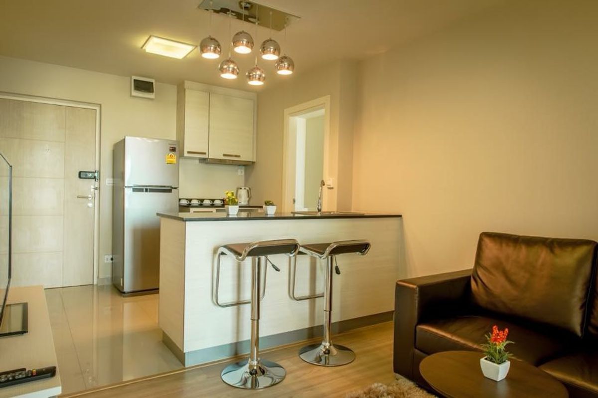Selling M Society Condo Muang Thong Thani Building C, 30th fl., Size 50 sqm, 2 bedrooms, 1 bathroom, just renovated, 3 air conditioners, with a washing machine in the east view, Impact view and expressway. – รูปที่ 3