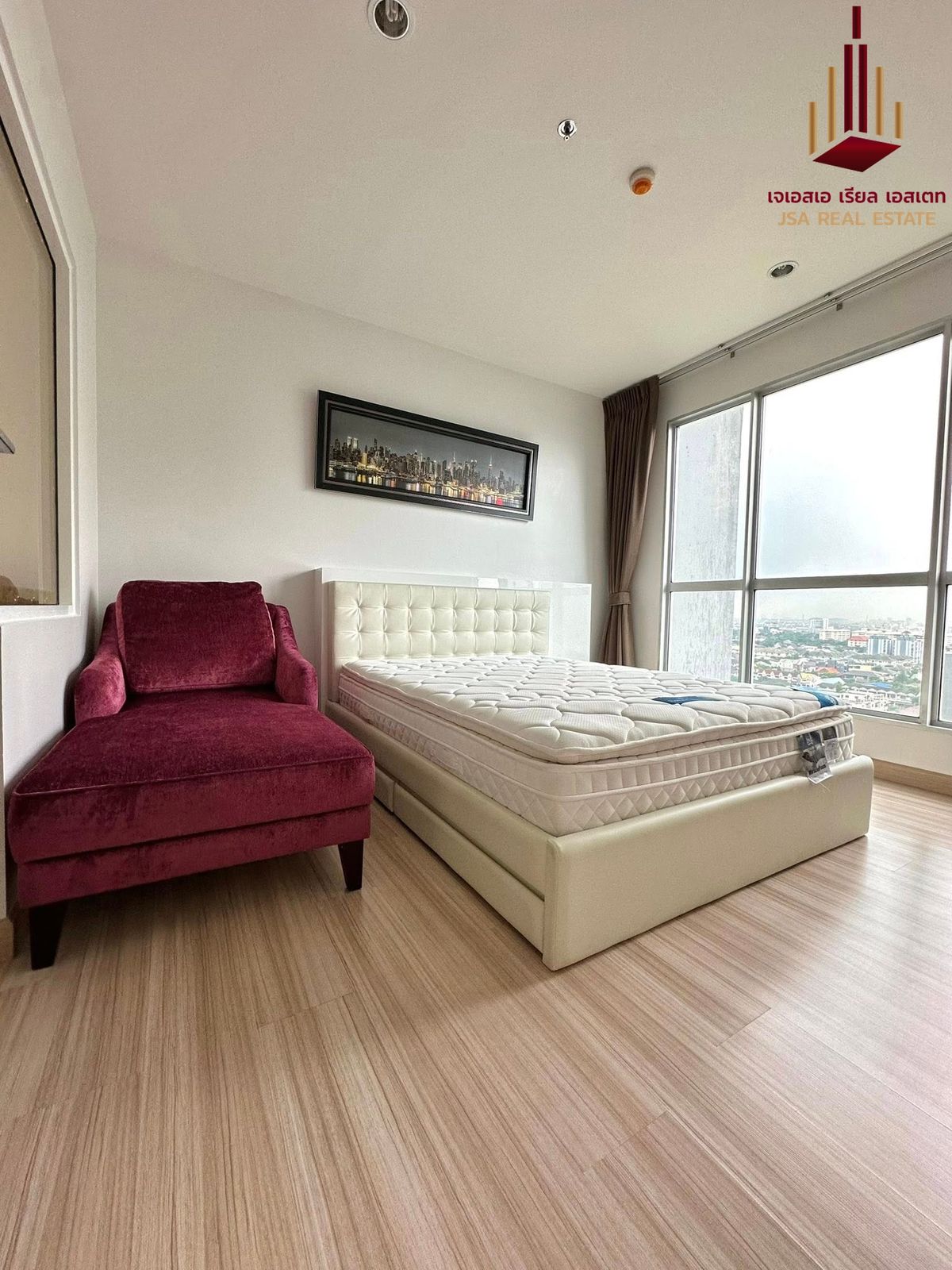 ✨ For Sale: The Hotel Serviced Condo ✨ 💰 ONLY 2,700,000 THB