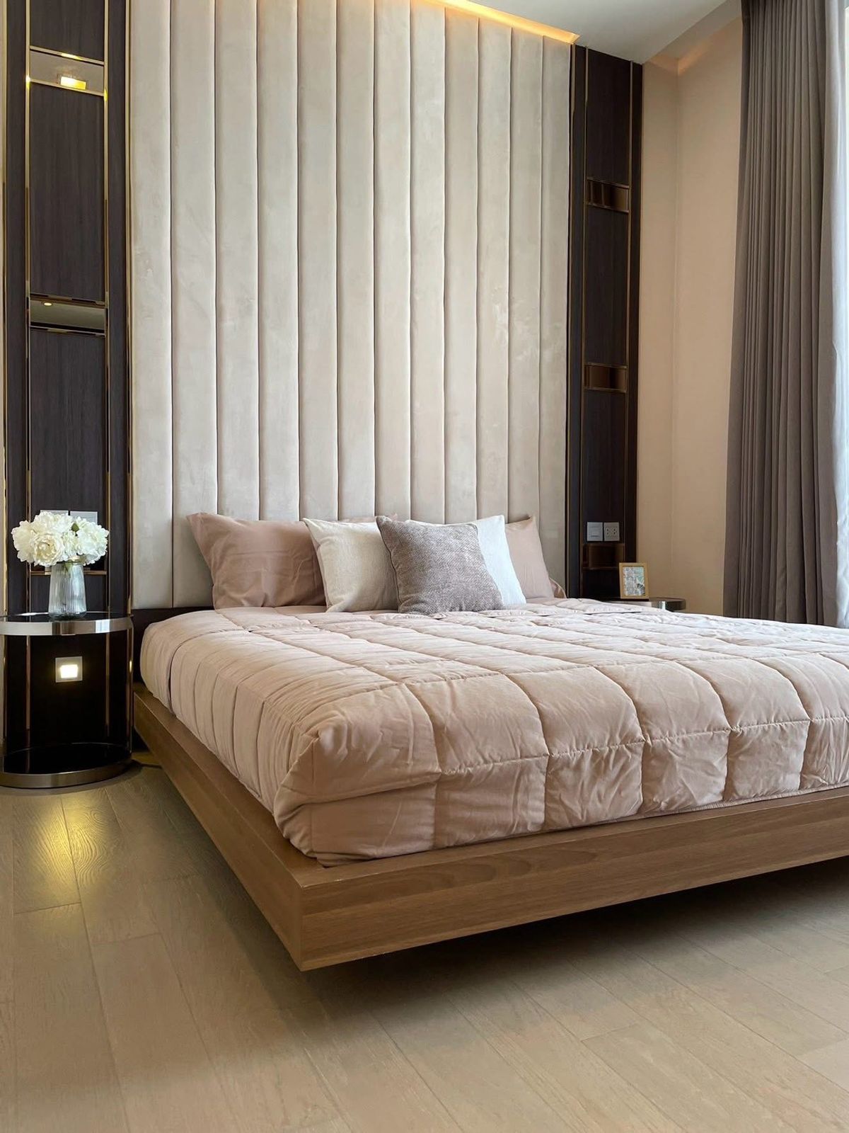 ST297 For Rent – THE ESSE ASOKE | Luxury Condo in Prime Asoke, Available from 29 September