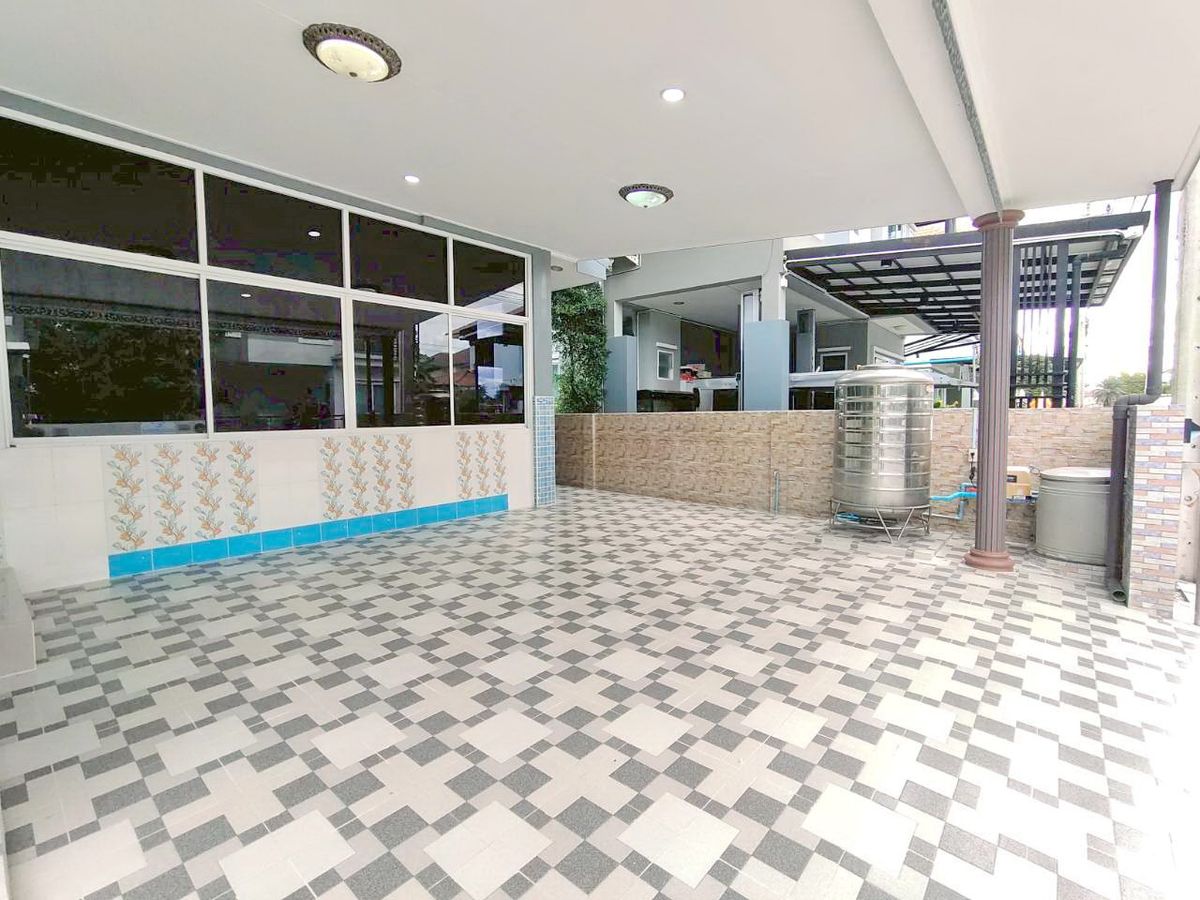 Selling cheap houses, M.Laphawan 21, filling the area New renovation, 6 beds, 3 water – รูปที่ 2