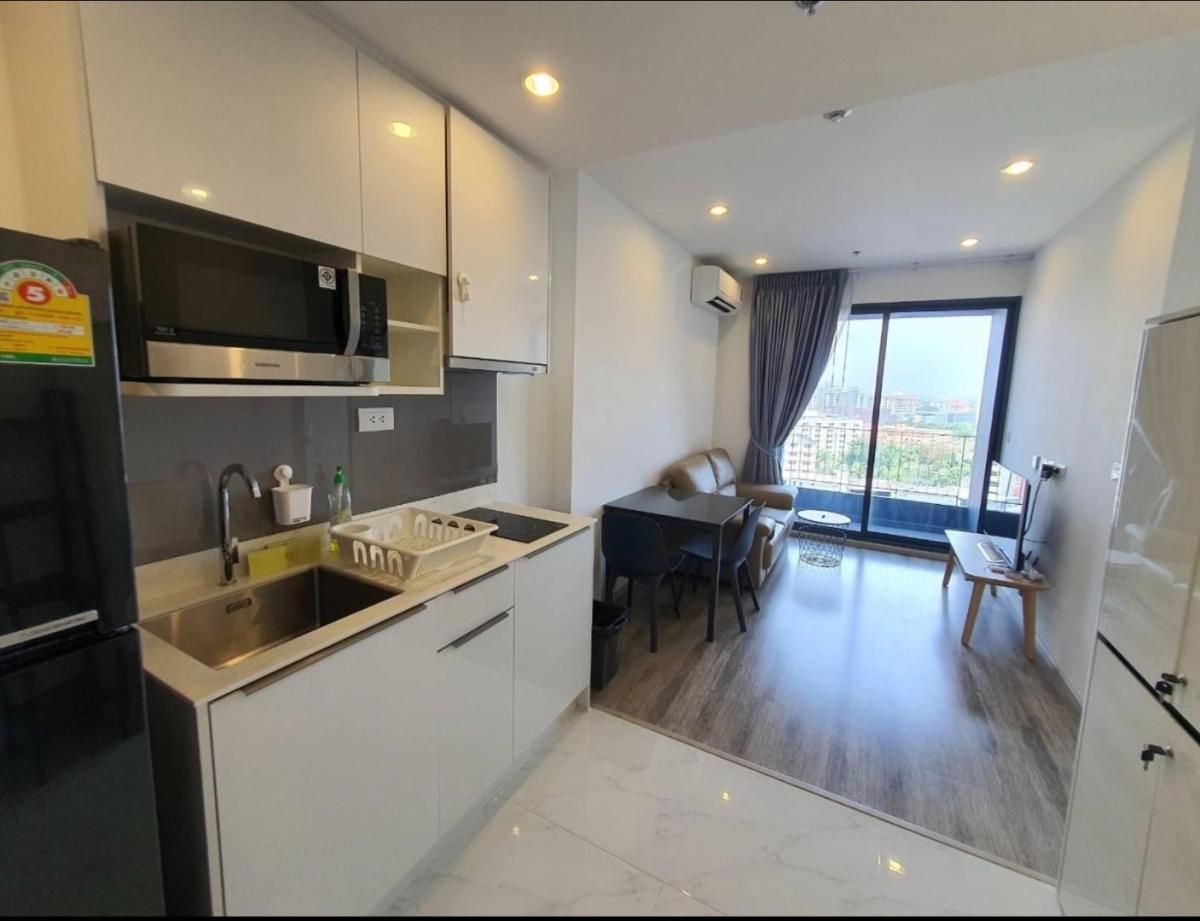 Condo for Sale: Ideo Mobi Sukhumvit 66 Condo for Sale: Ideo Mobi Sukhumvit 66