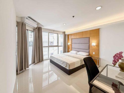 Waterford Diamond Tower - 4 bedrooms condominium unit for Rent with Fully Furnished