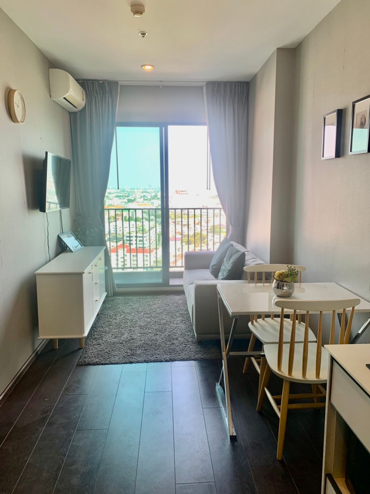 Condo High-rise for rent 高樓公寓出租 C-Eakkamai ///Near BTS Ekkamai 2.3 km. Condo High-rise for rent 高樓公寓出租 C-Eakkamai ///Near BTS Ekkamai 2.3 km.