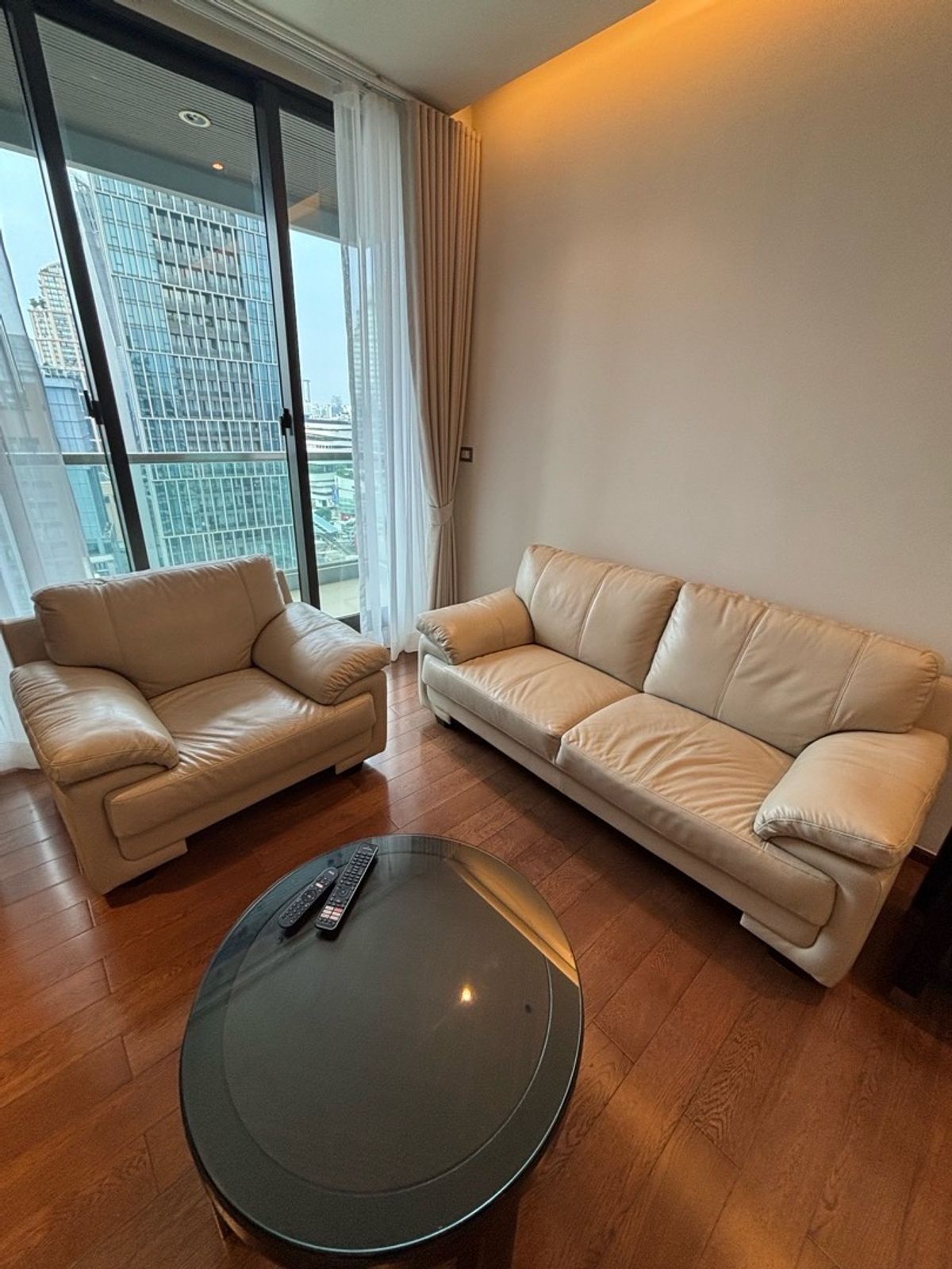 🍎Condo The Address Sukhumvit 28 ready for rent, newly renovated, new air conditioner, fully furnished, 2 bedrooms, 2 bathrooms, large size 70 sq m, Jacuzzi bathtub, near BTS Phrom Phong, renovated! – รูปที่ 2