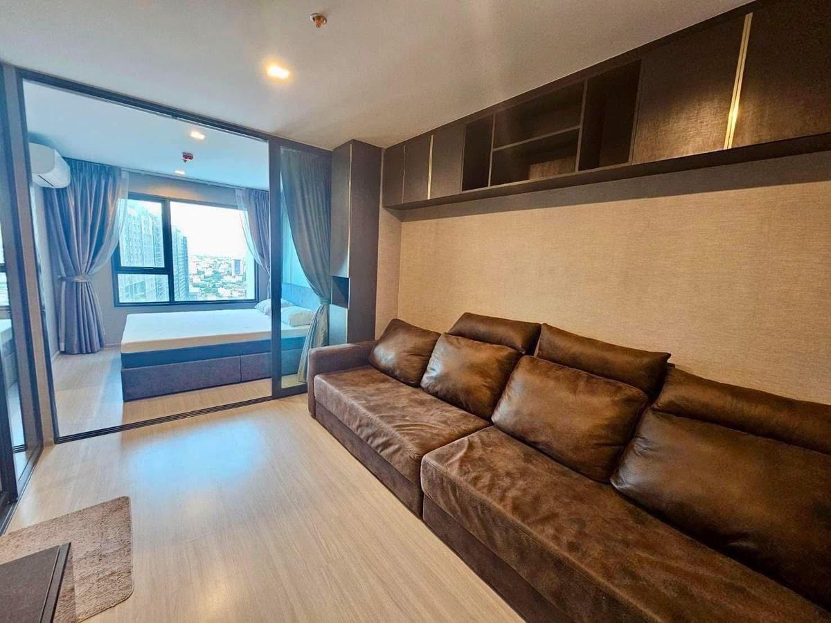 ทิศตะวันออกวิวโล่ง ห้องสวยชั้นสูงเฟอร์ฯครบ⭐ให้เช่า Life Ladprao (ไลฟ์ ลาดพร้าว) ทิศตะวันออกวิวโล่ง ห้องสวยชั้นสูงเฟอร์ฯครบ⭐ให้เช่า Life Ladprao (ไลฟ์ ลาดพร้าว)
