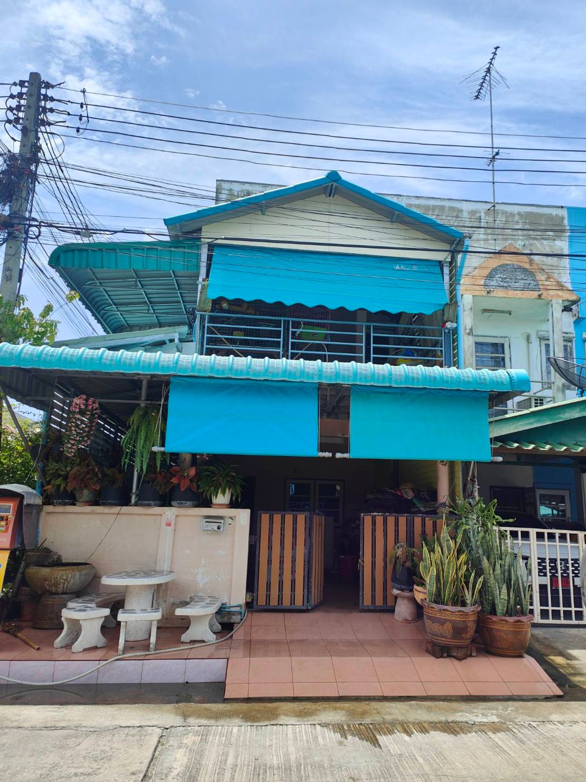 🏡✨ ขายบ้านทาวน์เฮ้าส์ 2 ชั้น บ้านริม 27 ตร.วา หมู่บ้านสระแก้ววิว อ.เมือง จ.นครปฐม ✨🏡 🏡✨ ขายบ้านทาวน์เฮ้าส์ 2 ชั้น บ้านริม 27 ตร.วา หมู่บ้านสระแก้ววิว อ.เมือง จ.นครปฐม ✨🏡