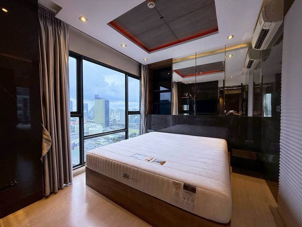 Beautiful corner room - RHYTHM Asoke renovated all - no high -rise buildings in the east - Fully Furnished- 350M. From MRT Rama9 Beautiful corner room - RHYTHM Asoke renovated all - no high -rise buildings in the east - Fully Furnished- 350M. From MRT Rama9