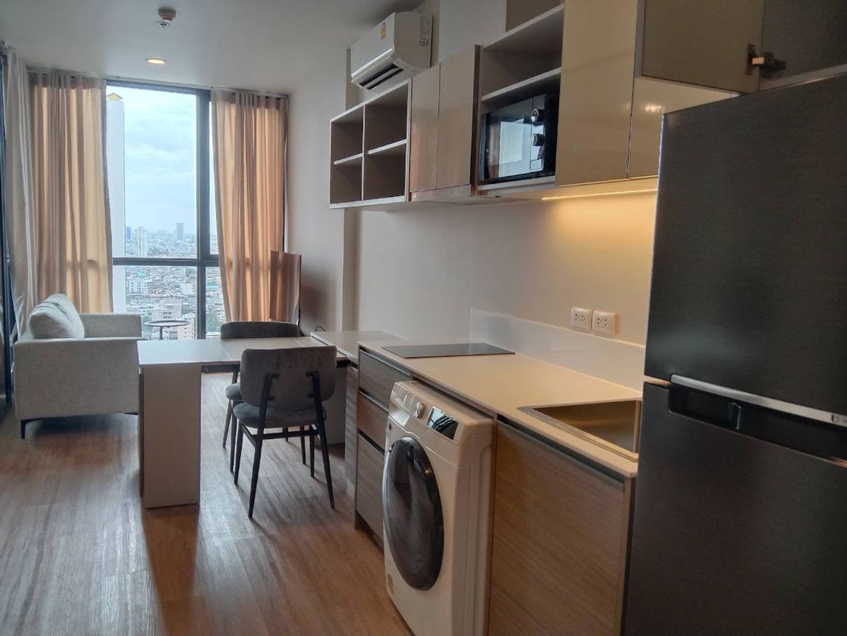 Rent The Issara Sathorn, beautiful room Rent The Issara Sathorn, beautiful room