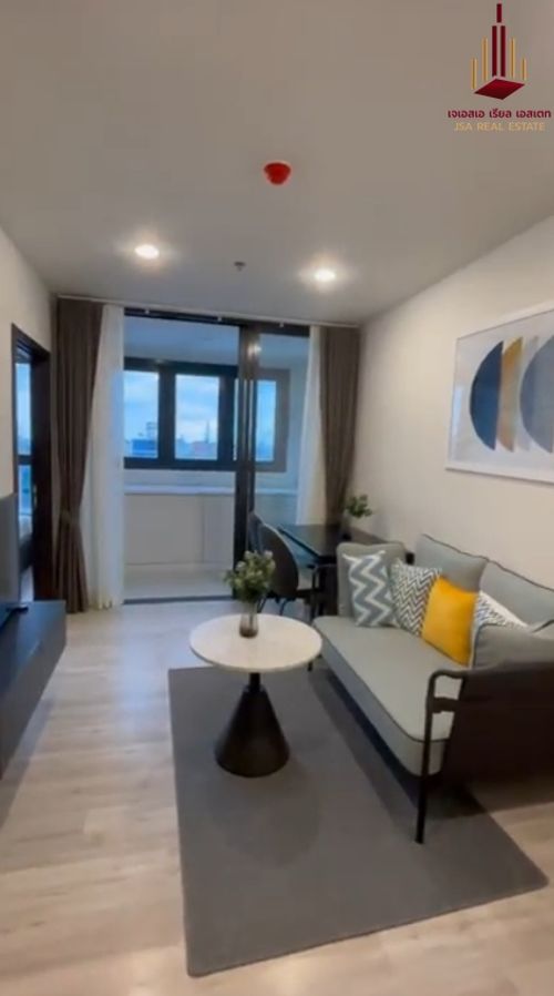 ✨ For  Rent: XT Huaikhwang Condo ✨   💰 Only 19,000 THB/month