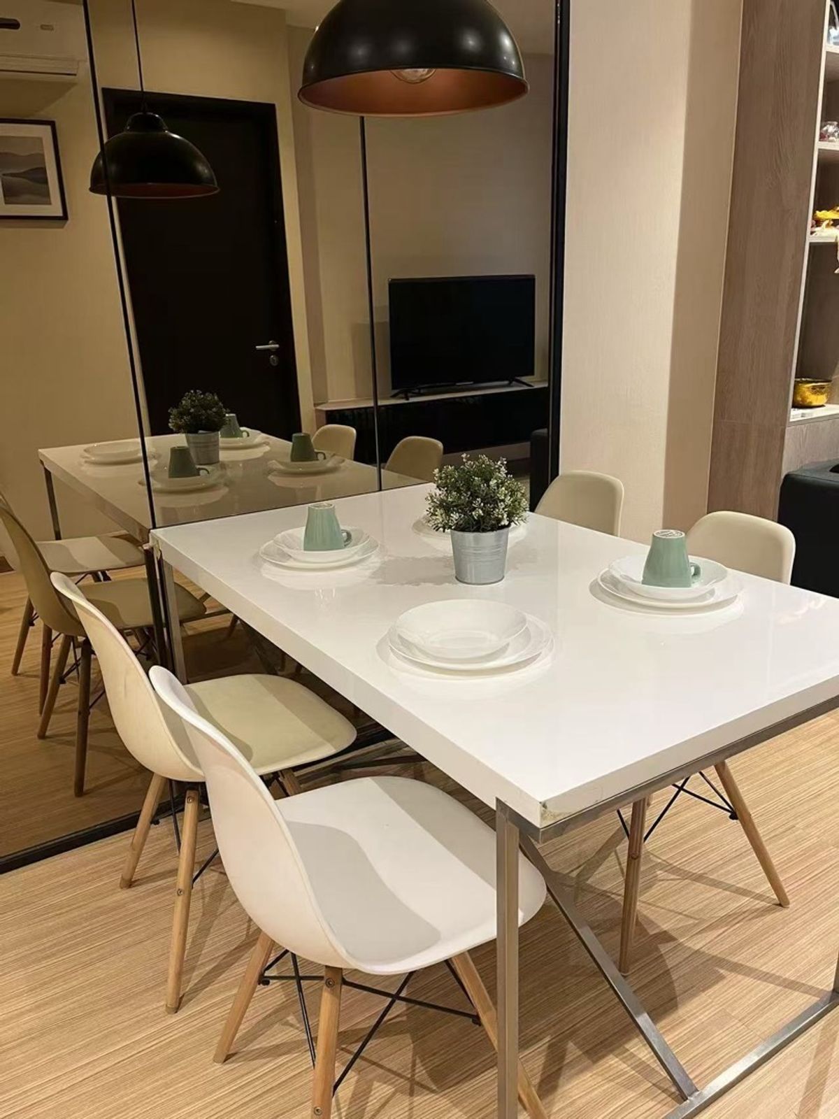 ขาย 2 นอน 1 น้ำ 45 ตรม. ห้องรีโนเวทใหม่ 8.5 ล้าน Sky Walk Residence ขาย 2 นอน 1 น้ำ 45 ตรม. ห้องรีโนเวทใหม่ 8.5 ล้าน Sky Walk Residence