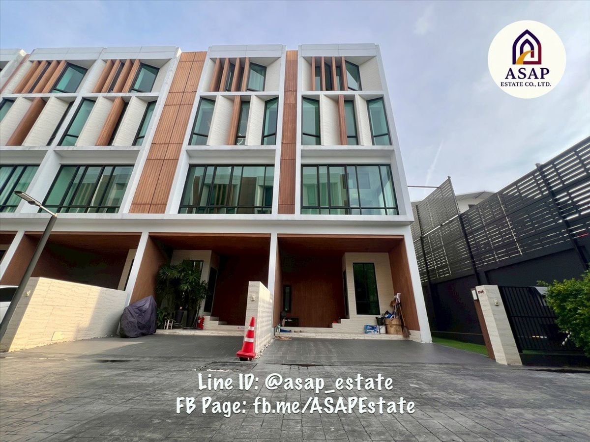 🔥 Do not want to miss out on this way. Sell Townhome in the middle of the city.
