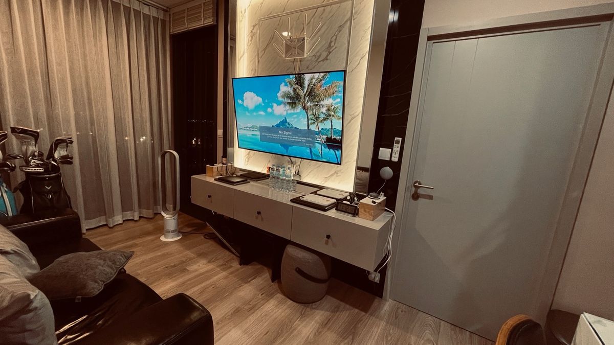 Move Out Sell - Modern Luxury Style Move Out Sell - Modern Luxury Style