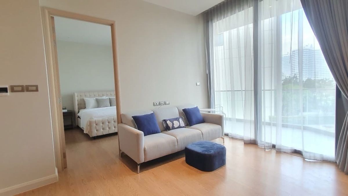 📢👇 คอนโดหรูริมแม่น้ำ ณ Magnolia Waterfront Residences ติดแลนด์มาร์คชื่อดังไอคอนสยาม วิวแม่น้ำจากระเบียง ดีไซน์ทันสมัย เพลิดเพลินกับวิวพลุในทุกโอกาส เฟอร์นิเจอร์ครบ พร้อมเข้าอยู่ได้ทันที