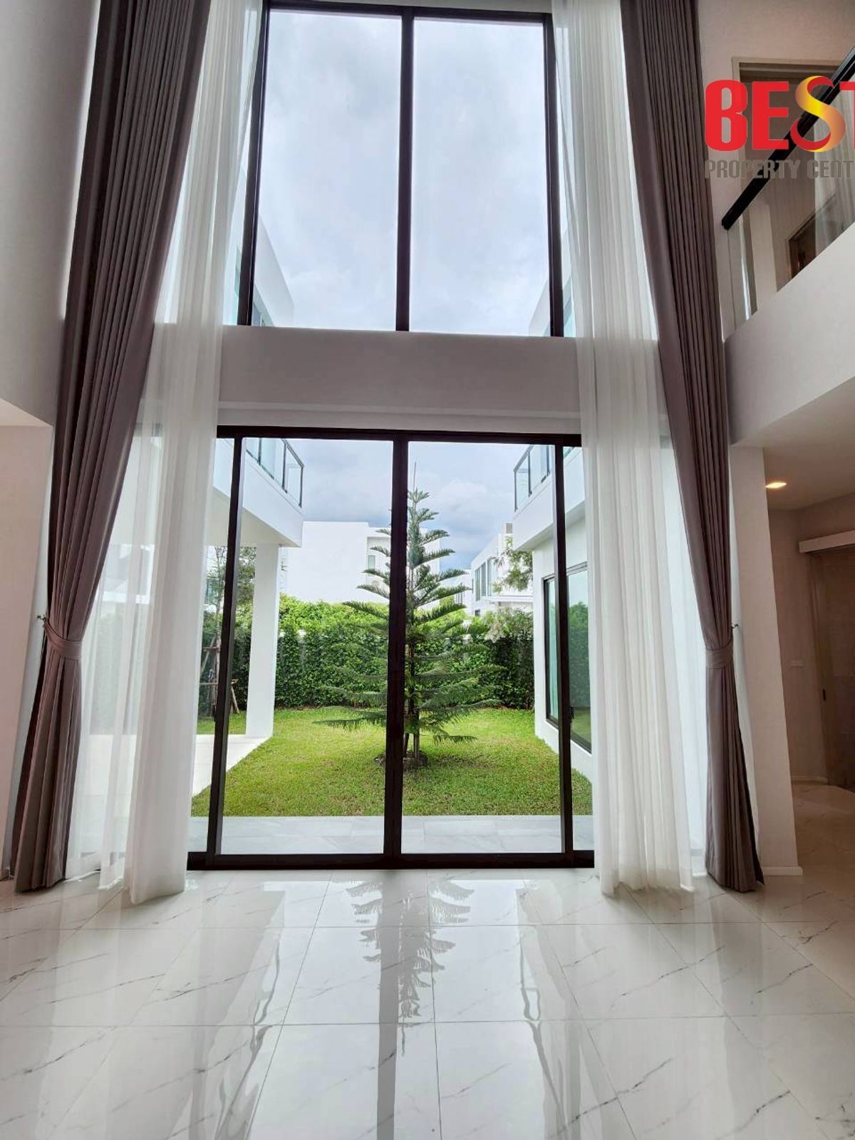 🏡 ขายบ้านเดี่ยว 2 ชั้น บ้านใหม่มือ 1 โครงการ Artique Ramkhamhaeng แบบบ้าน Revoque – รูปที่ 3