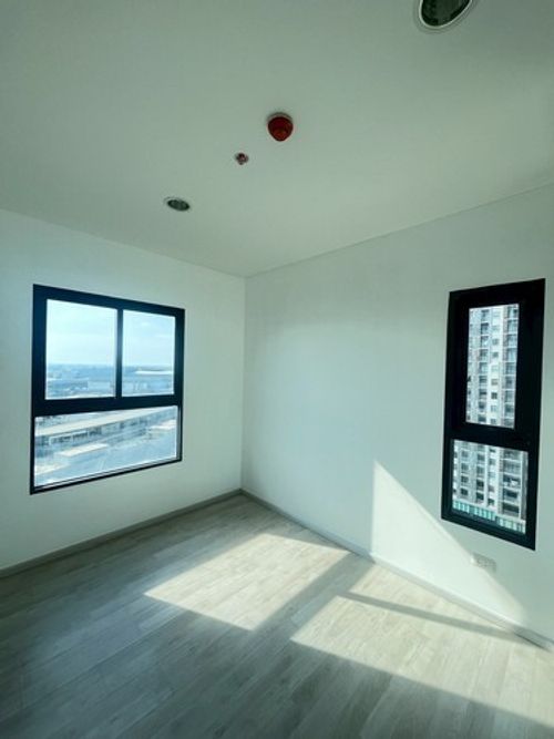 sb133 ขาย คอนโด พลัม เซ็นทรัลสเตชั่น plum condo central station ติดเซ็นทรัลเวสเกต เฟส2 LINE : @differthailand