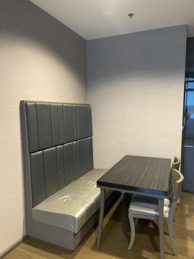 เช่าคอนโด  เดอะ ดิโพลแมท สาทร BTS-สุรศักดิ์ สีลม เขต บางรัก กรุงเทพ CX-31535