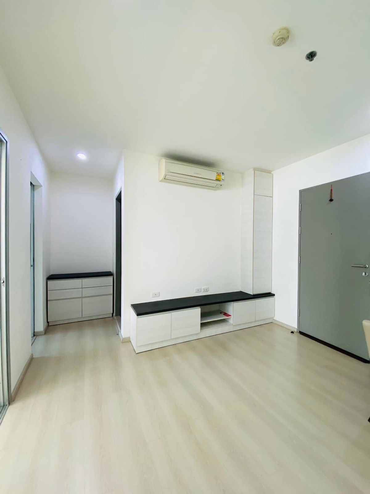 Life Ratchadapisek - ไลฟ์ รัชดาภิเษก / 1 ห้องนอน (ขาย) E006 – รูปที่ 3