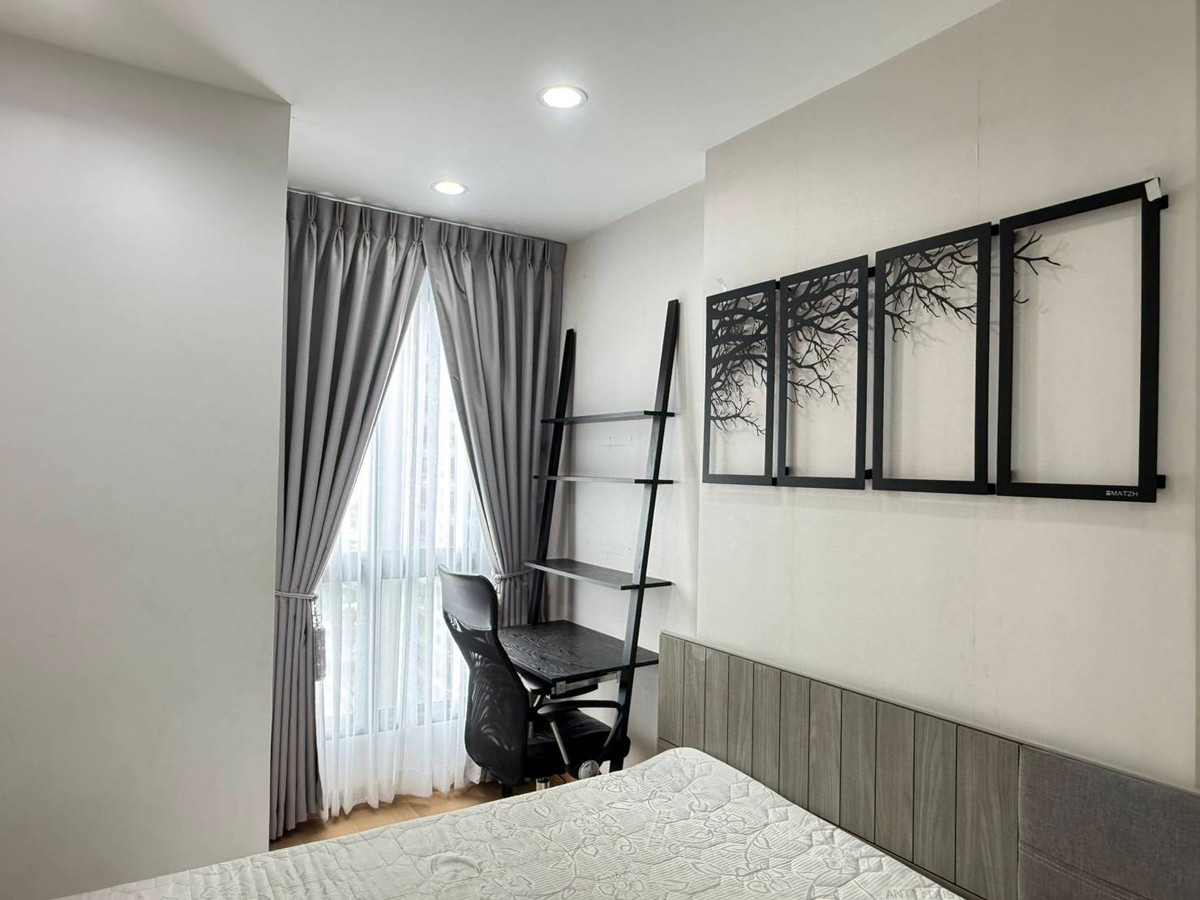 Great Value Condo! 1-Bed Condo near BTS Pho Nimit. Stylish Built-ins & City View Bar Counter Great Value Condo! 1-Bed Condo near BTS Pho Nimit. Stylish Built-ins & City View Bar Counter