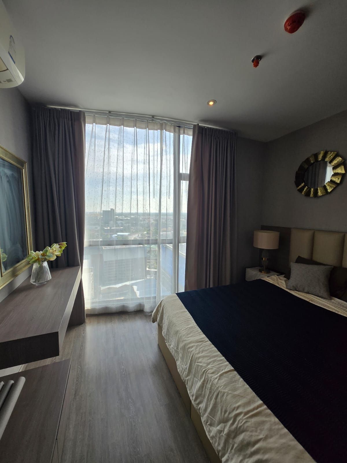 🌆 Rhythm Ekkamai — Modern 1-Bedroom Condo in the Heart of Sukhumvit | Panoramic City View | Near BTS Ekkamai  คอนโดหรู ใจกลางเอกมัย พร้อมอยู่ | 1 ห้องนอน วิวพาโนรามา ใกล้ BTS เอกมัย – รูปที่ 3