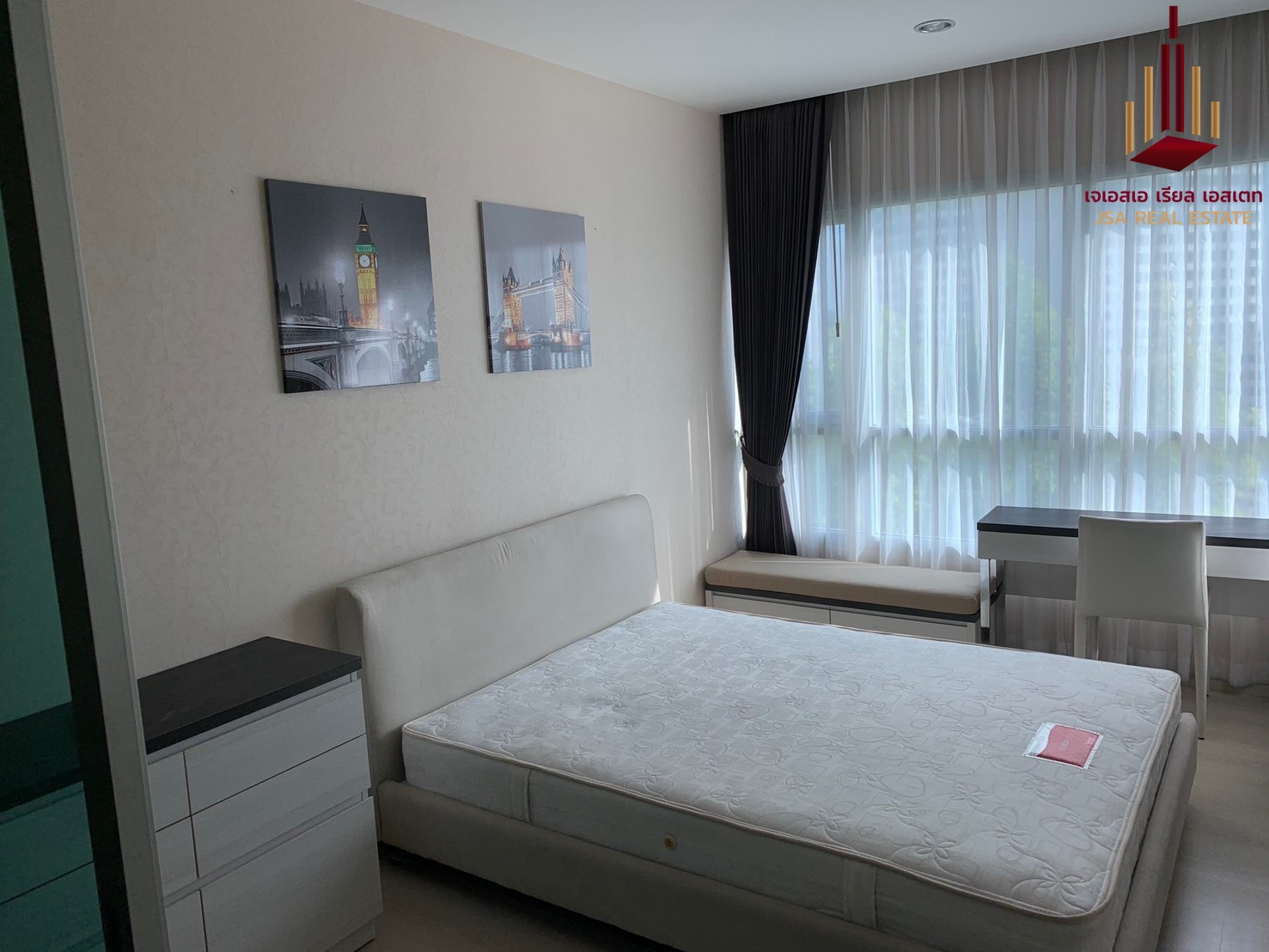 ✨ For Rent: Life Ratchadapisek  Condo ✨  💰 Only  17,500 THB/month