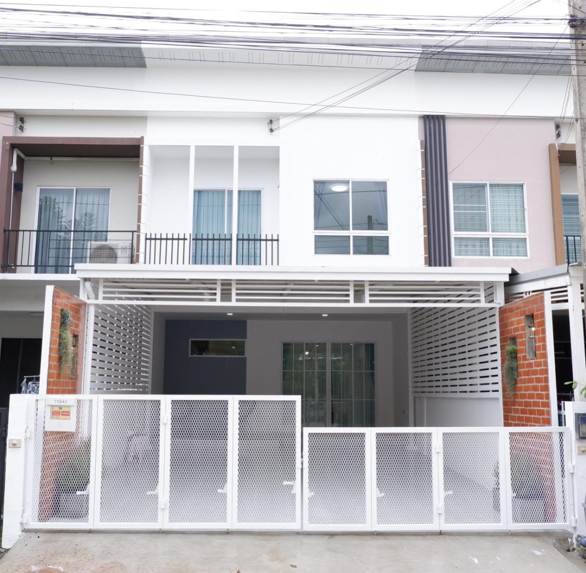 For Sale Townhouse/Townhome  , The Trust Townhome Rangsit-Klong 1 , wide frontage , newly renovated , Pracha Thipat , Thanyaburi , Pathum Thani , CX-133252