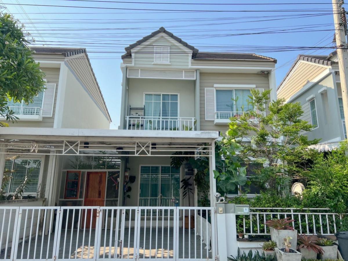 For Sale Townhouse/Townhome , The Village Bangna km.8 , Bang Phli Yai , Bang Phli , Bangkok , CX-133053 For Sale Townhouse/Townhome , The Village Bangna km.8 , Bang Phli Yai , Bang Phli , Bangkok , CX-133053
