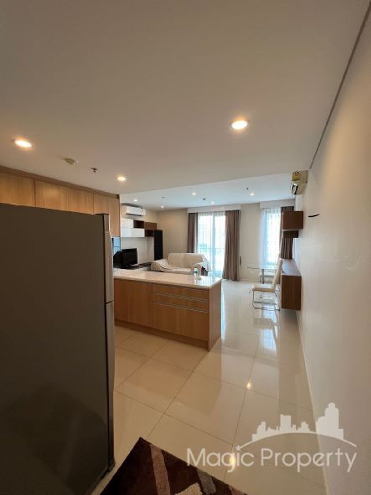 ให้เช่า 2 ห้องนอน ใน วิลล่า อโศก คอนโดมิเนียม ถนนเพชรบุรีตัดใหม่ แขวงมักกะสัน เขตราชเทวี กรุงเทพมหานคร – รูปที่ 2