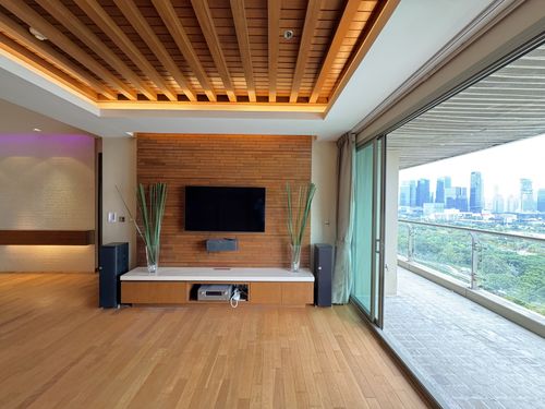 ขาย The Lakes Asoke ตกแต่งใหม่ เครื่องใช้ไฟฟ้าครบ วิวทะเลสาบสวยมาก พร้อมอยู่ ทำเลดีมาก ใกล้ BTS อโศก และ MRT สุขุมวิท