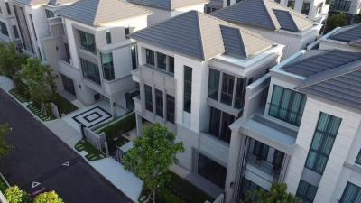บ้านหรู 4 ห้องนอน พร้อมเฟอร์ครบ ใจกลางศรีนครินทร์-บางนา Luxury 4-Bedroom House Fully Furnished in Srinakarin-Bangna Area เช่าบ้านเดี่ยว 3 ชั้น 220 ตรม. เพียงเดือนละ 100,000 บาท! 3-Story Detached House for Rent, 220 sqm, Only 100,000 THB/Month!