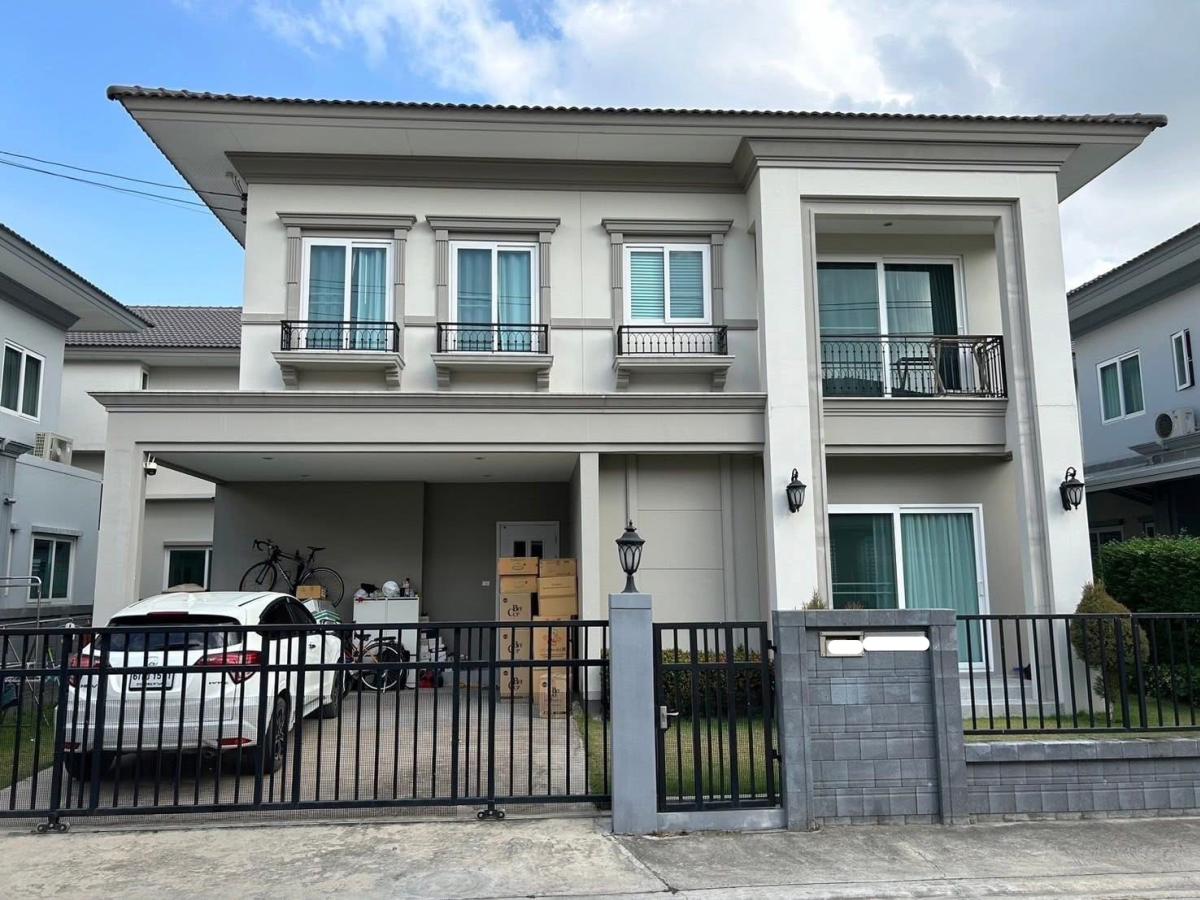 Luxury 4-Bedroom Home Near BTS, Grandio Vibhavadi-Rangsit Luxury 4-Bedroom Home Near BTS, Grandio Vibhavadi-Rangsit