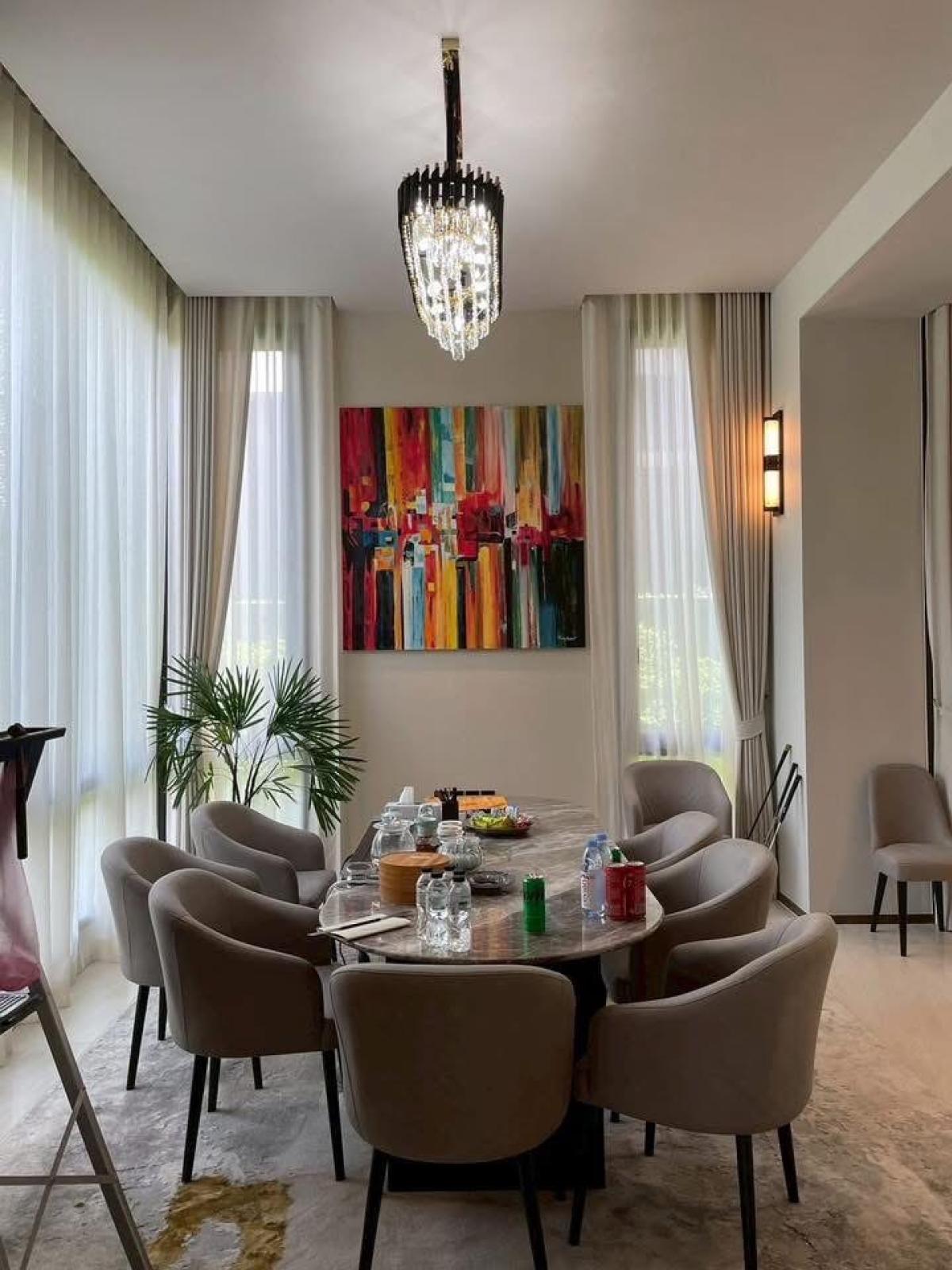 บ้านหรู 5 ห้องนอน พร้อมสระว่ายน้ำส่วนตัว ใจกลาง Siraninn Residences Luxury 5-Bedroom Villa with Private Pool in Siraninn Residences – Rent Now! บ้านหรู 5 ห้องนอน พร้อมสระว่ายน้ำส่วนตัว ใจกลาง Siraninn Residences Luxury 5-Bedroom Villa with Private Pool in Siraninn Residences – Rent Now!